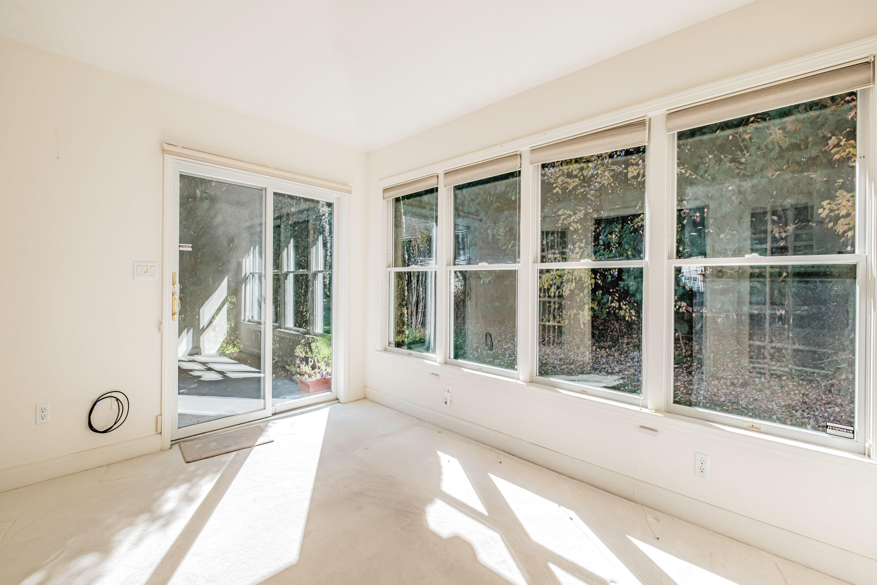 76 Atrium Way 76