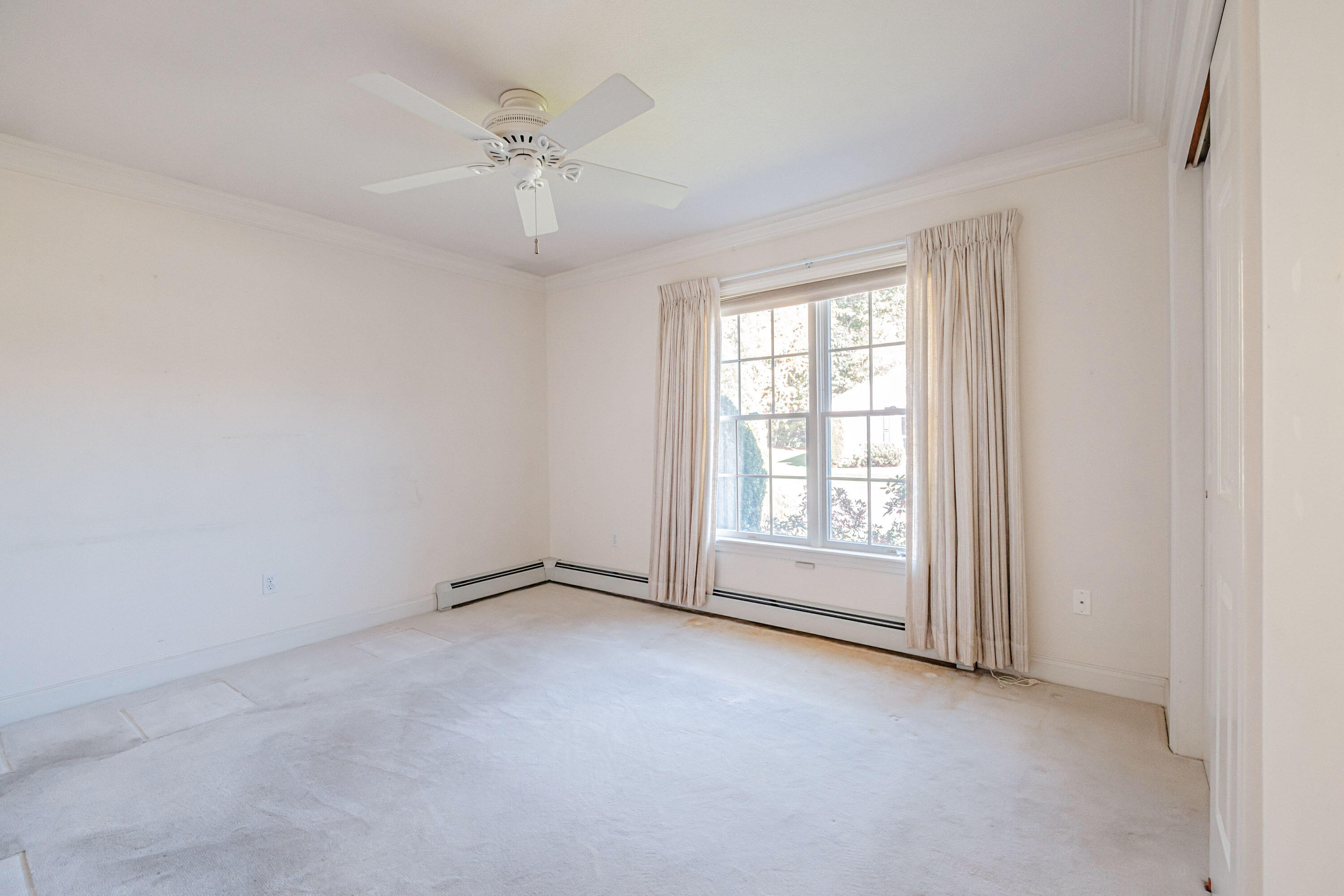 76 Atrium Way 76