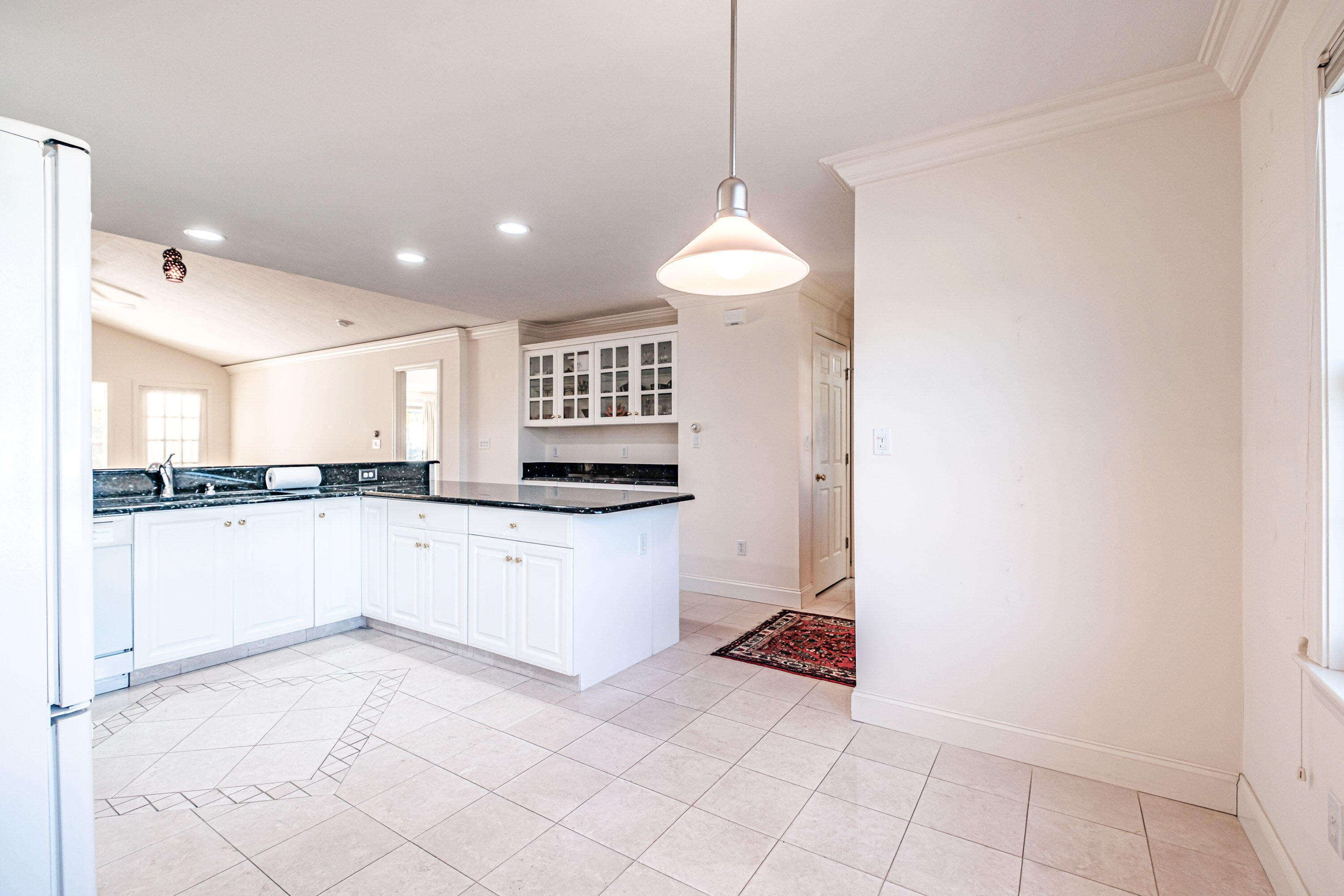 76 Atrium Way 76
