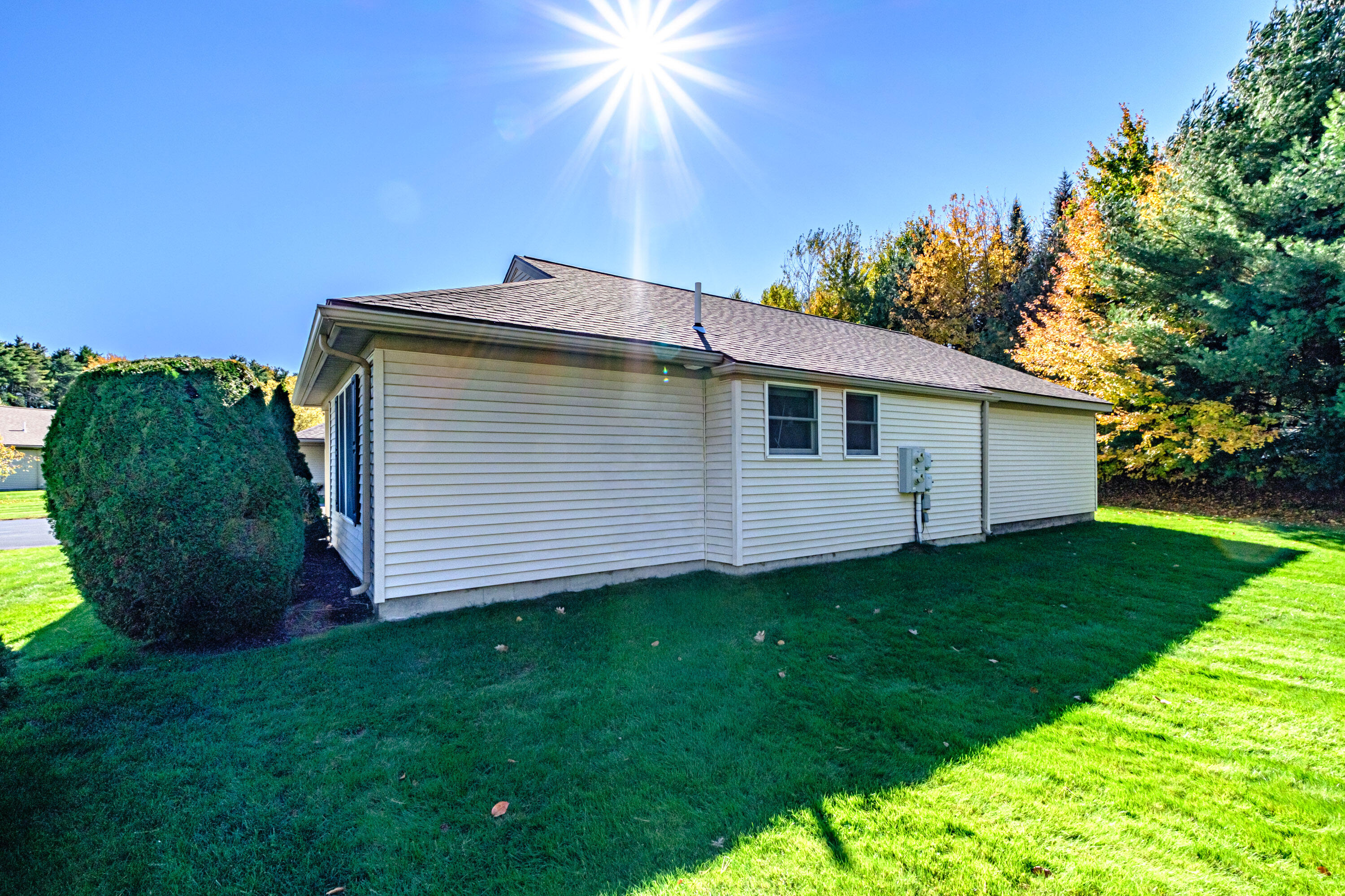 76 Atrium Way 76