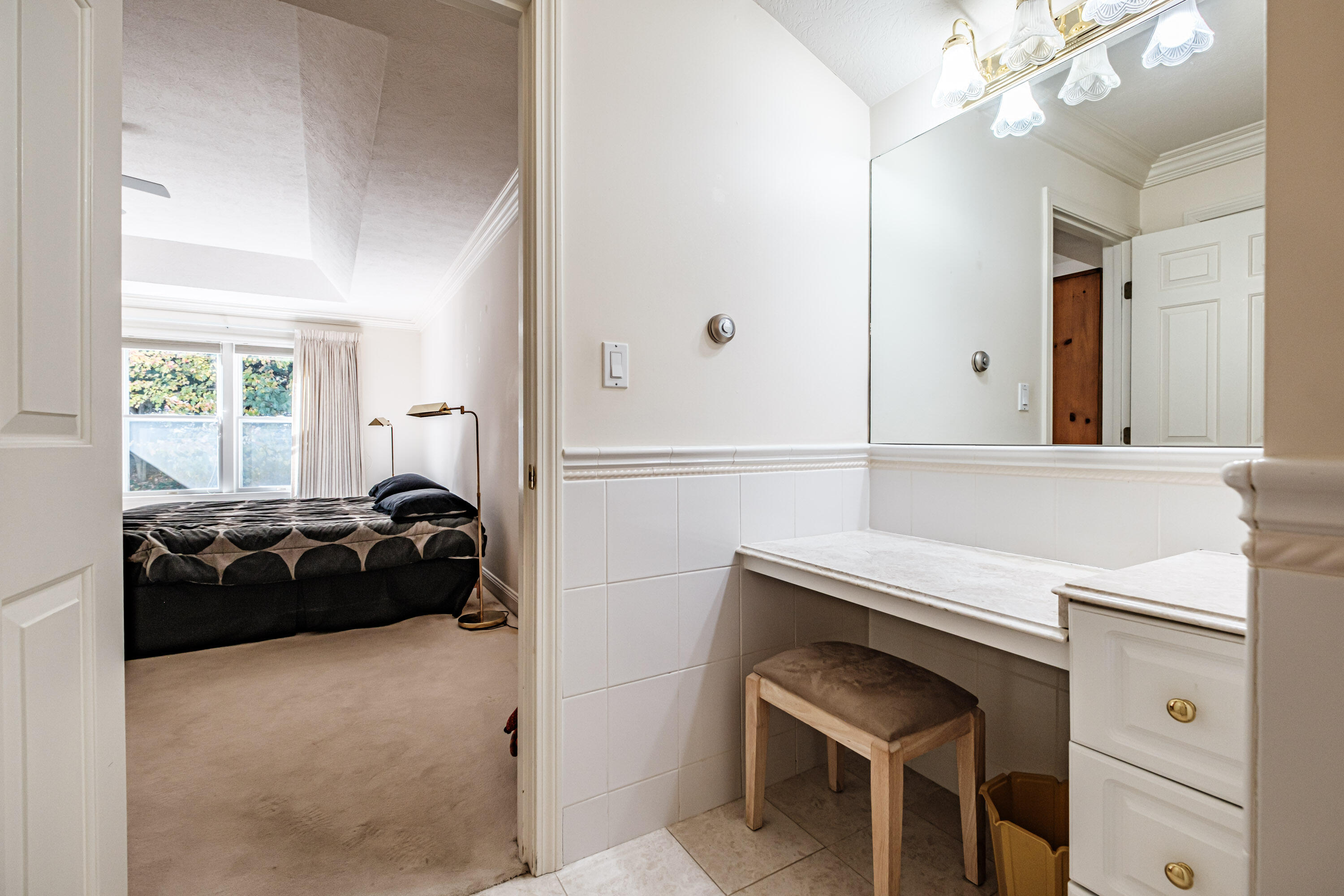 76 Atrium Way 76