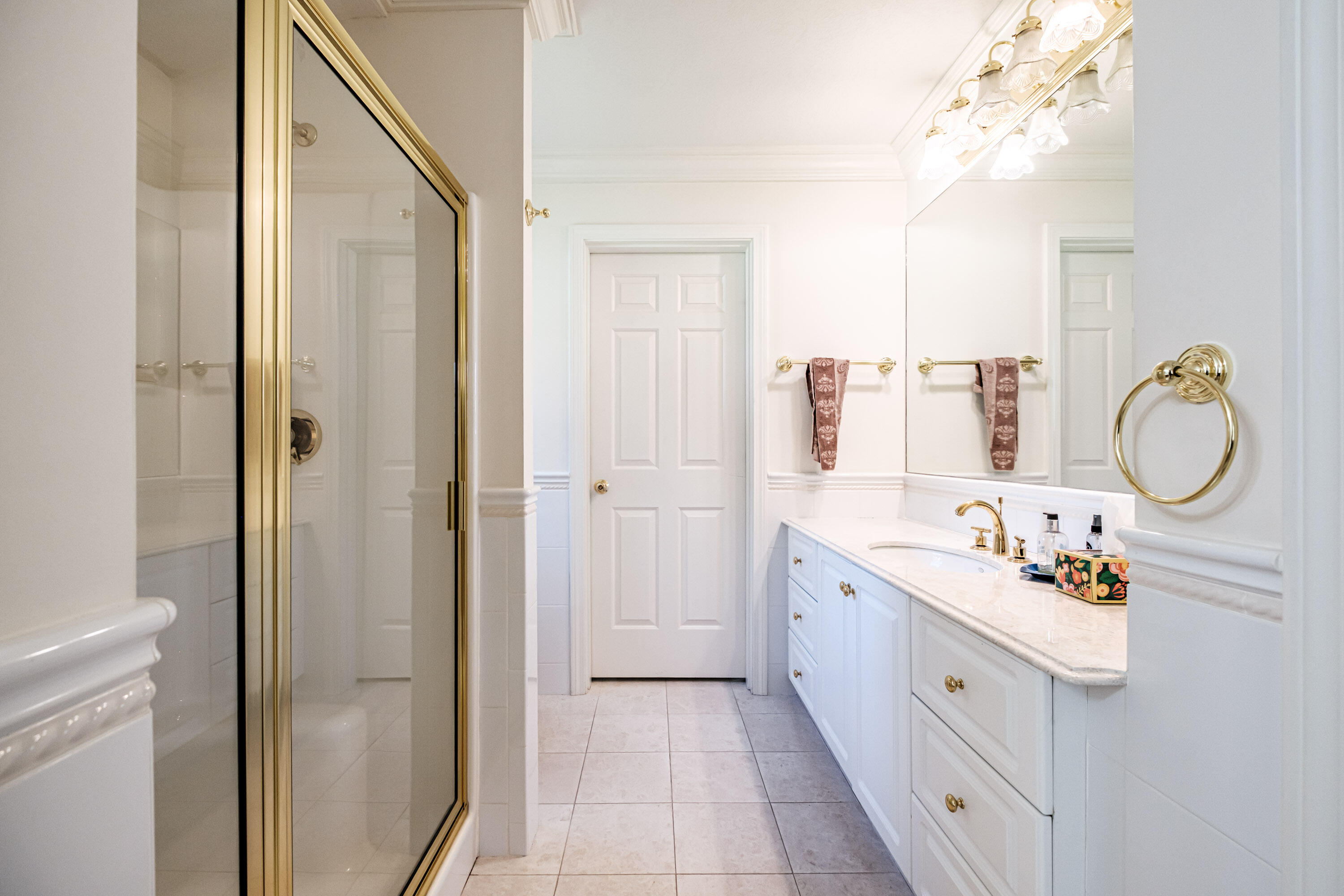 76 Atrium Way 76