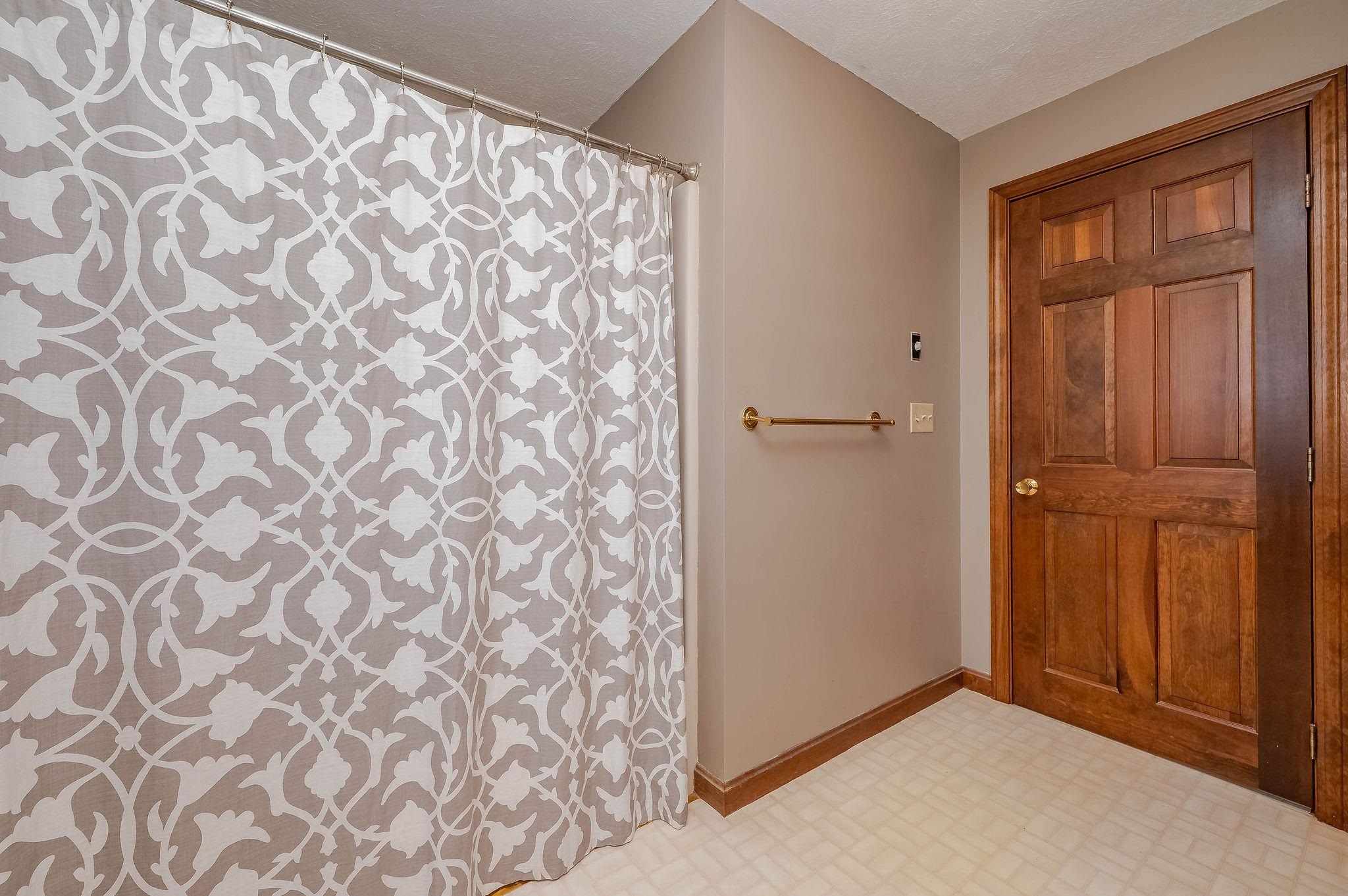 10 Jason Drive
