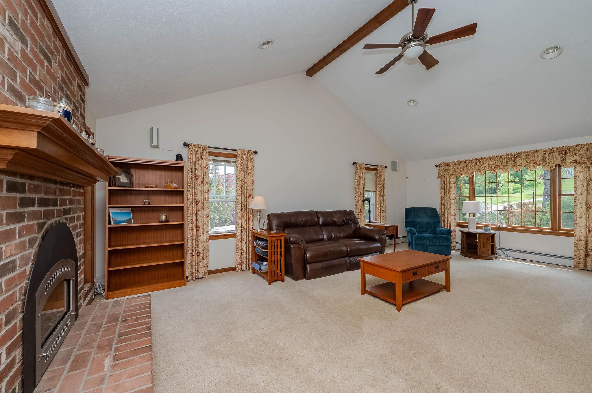 10 Jason Drive