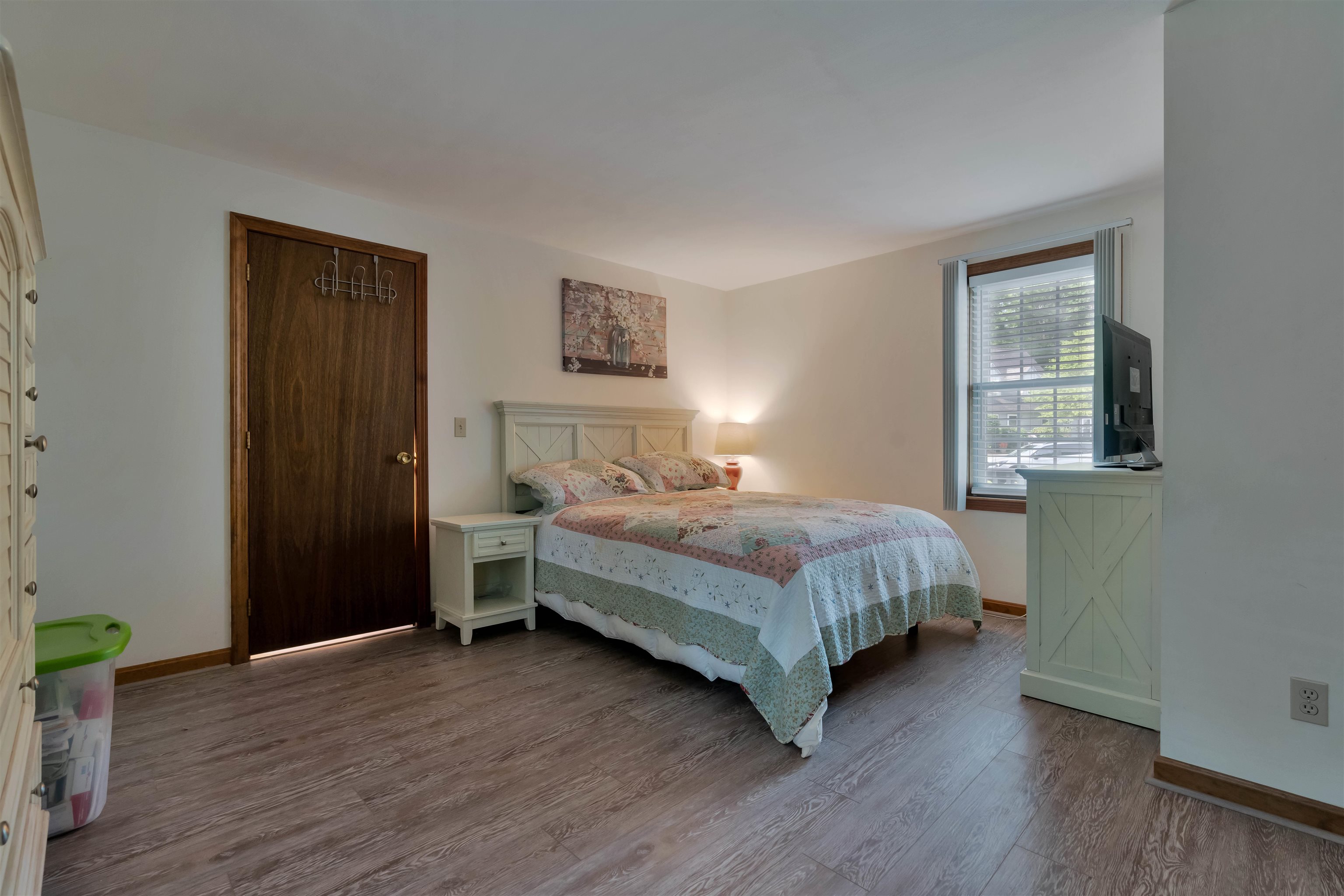 76 Glengarry Drive