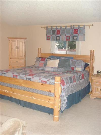 9235 W George Street