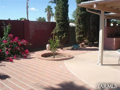 7681 N Casimir Pulaski Avenue