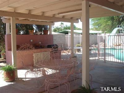 7681 N Casimir Pulaski Avenue