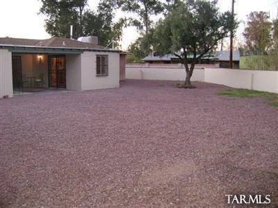 831 S Beverly Avenue