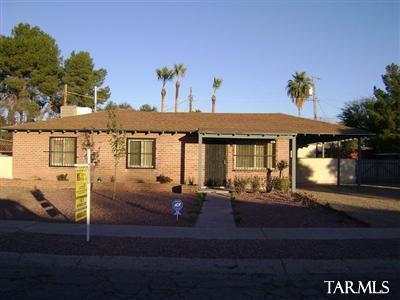 831 S Beverly Avenue