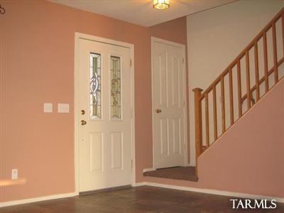 3513 N Sierra Falls Place