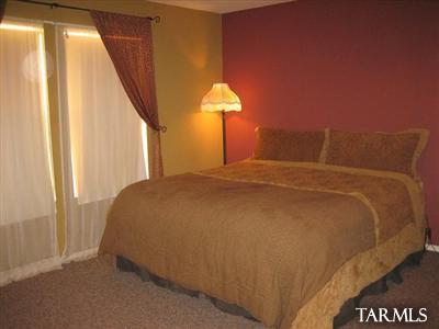 3513 N Sierra Falls Place