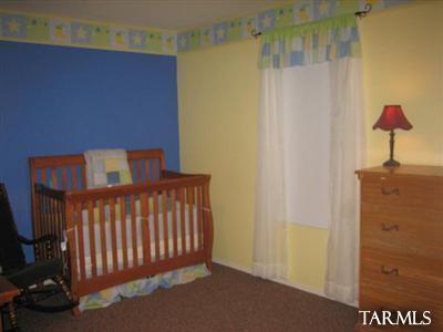 3513 N Sierra Falls Place