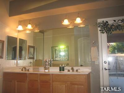 4960 N Gardner River Way