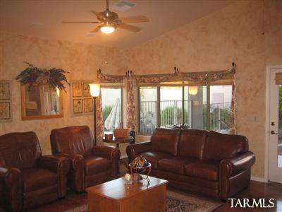 4960 N Gardner River Way