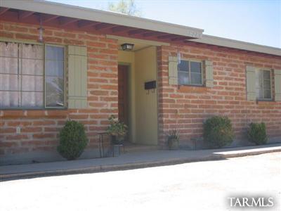 878 E Mitchell Drive