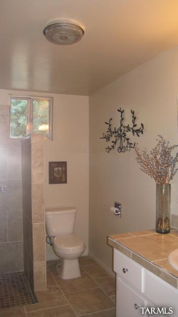 3043 N Jackson Avenue