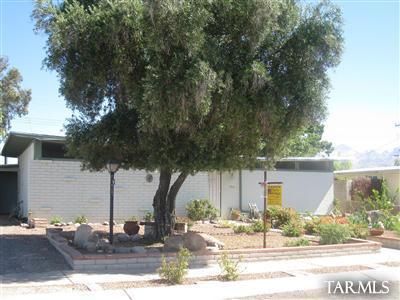 1216 W Wheatridge Drive