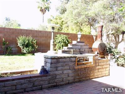 1216 W Wheatridge Drive