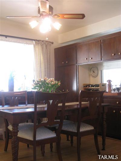 1216 W Wheatridge Drive