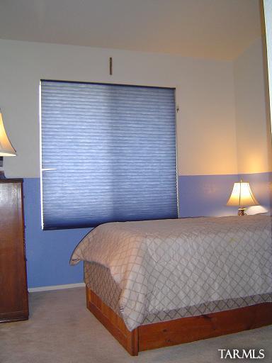 1570 N Blacklawn Avenue