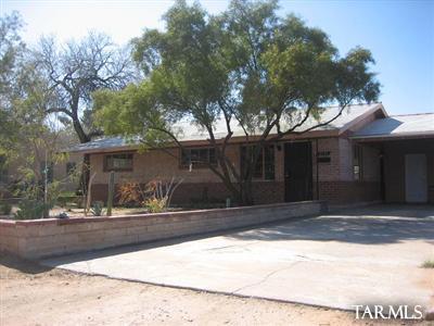 2731 N Warren Avenue