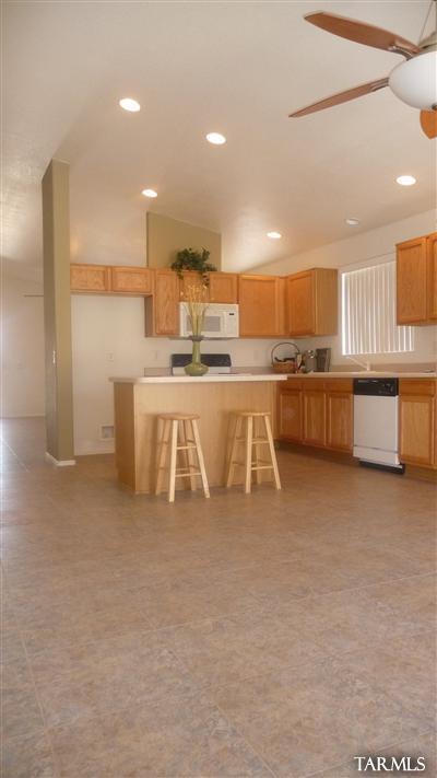 2818 W Medallion Drive