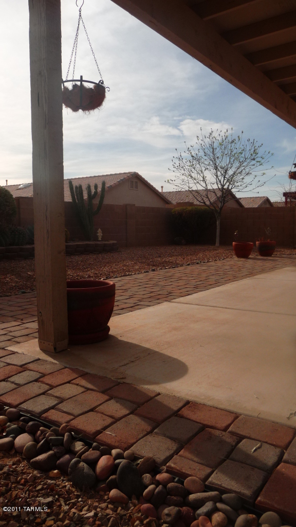 2825 W Simplicity Drive