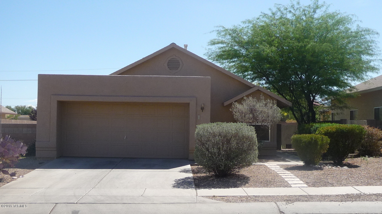 1398 N Amberbrooke Avenue