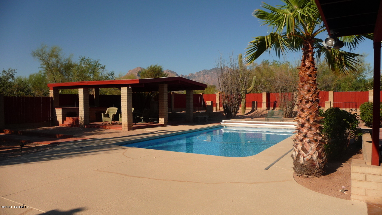 1620 W Montebella Drive