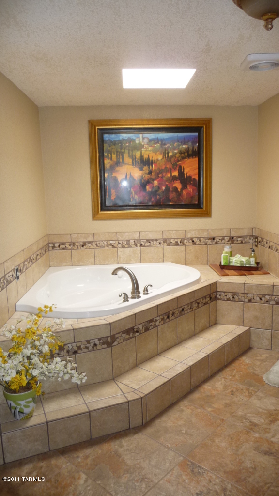 1620 W Montebella Drive