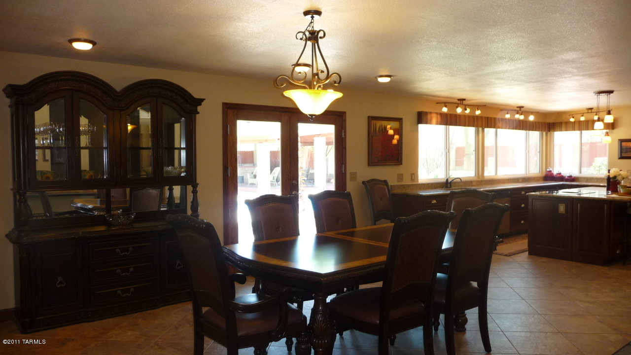 1620 W Montebella Drive