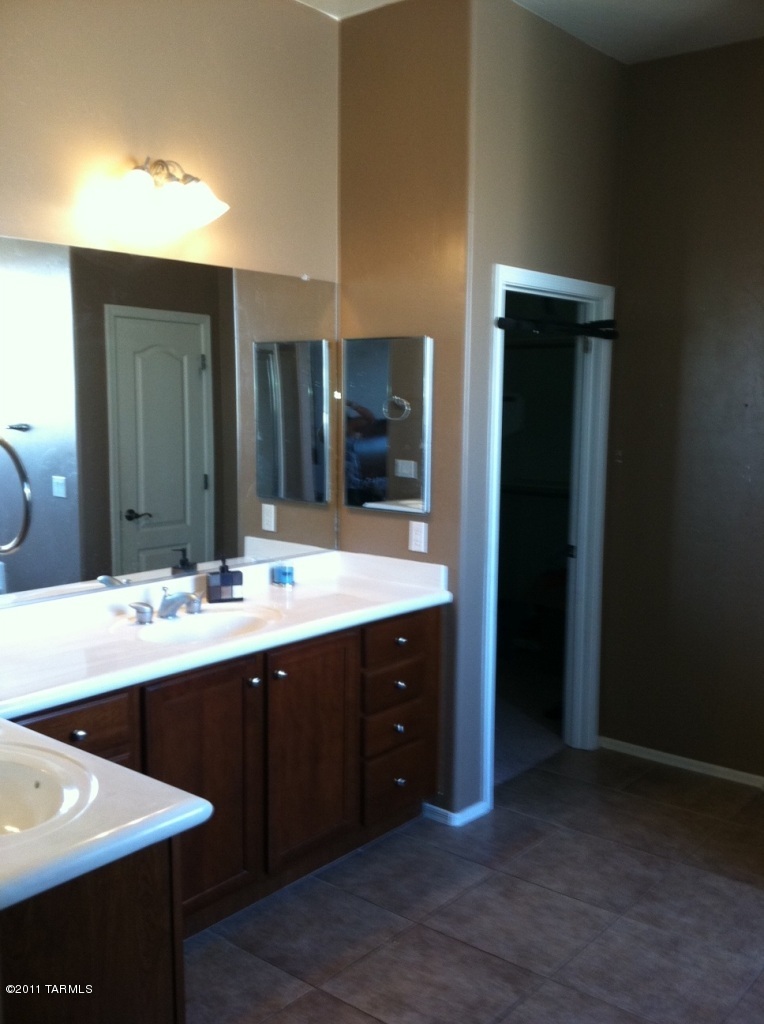 7030 W Lone Flower Drive