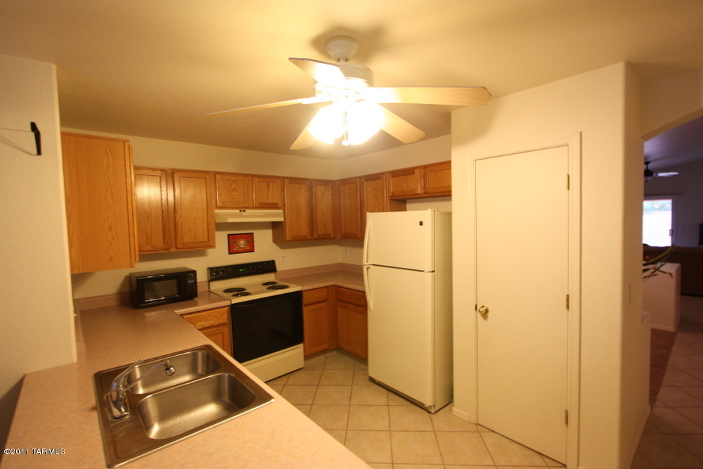 7812 S Placita Senora Maria