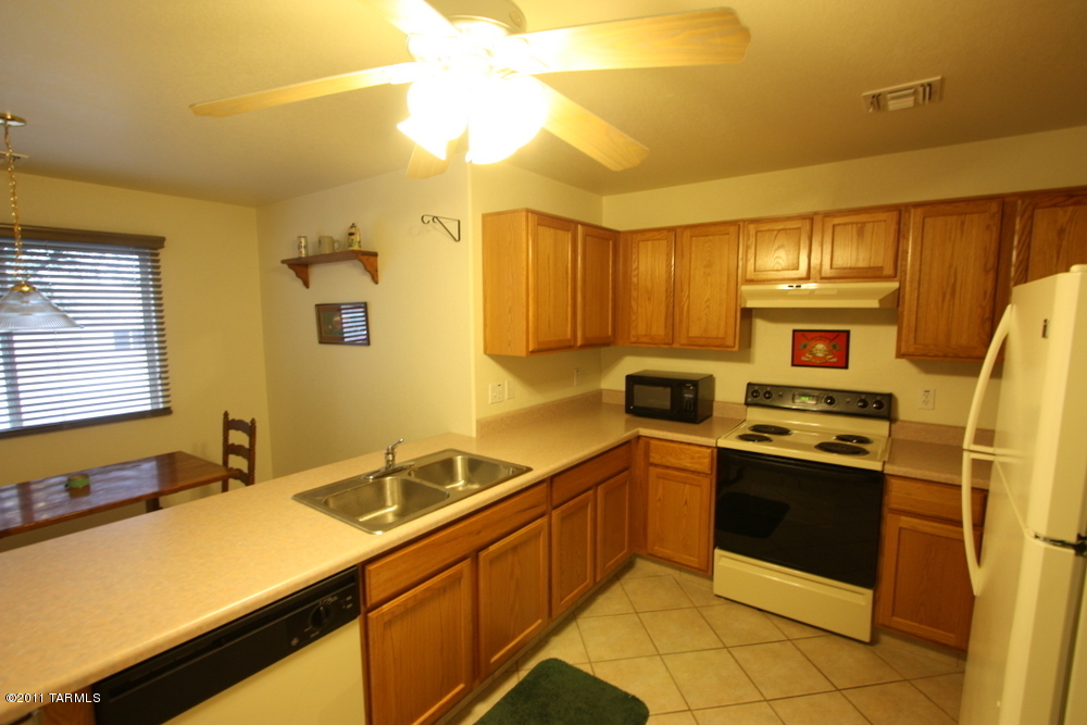 7812 S Placita Senora Maria