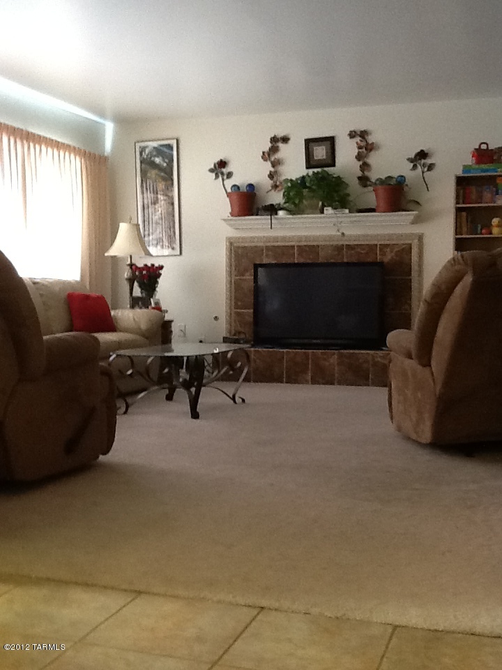 720 W Linda Vista Boulevard