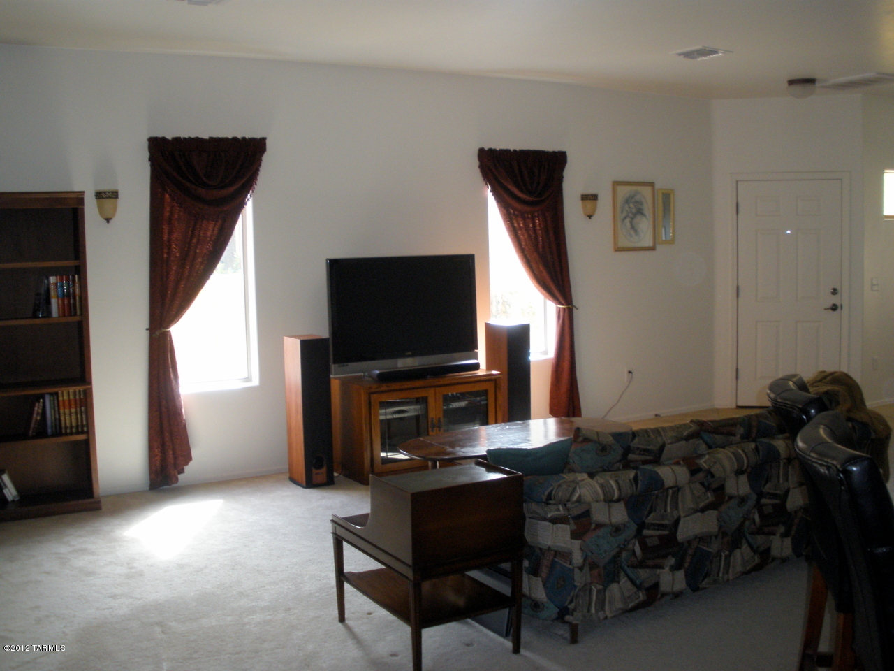 6801 S Avenida Del Abrazo