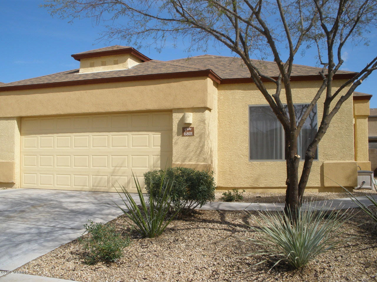 6801 S Avenida Del Abrazo