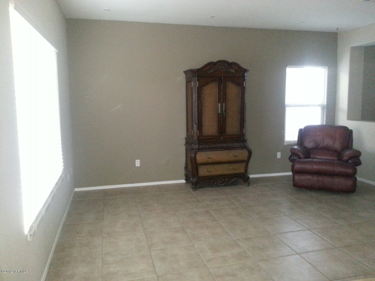 21169 E Liberty Place