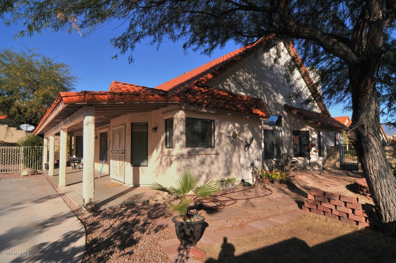 10925 N Saint Georges Loop