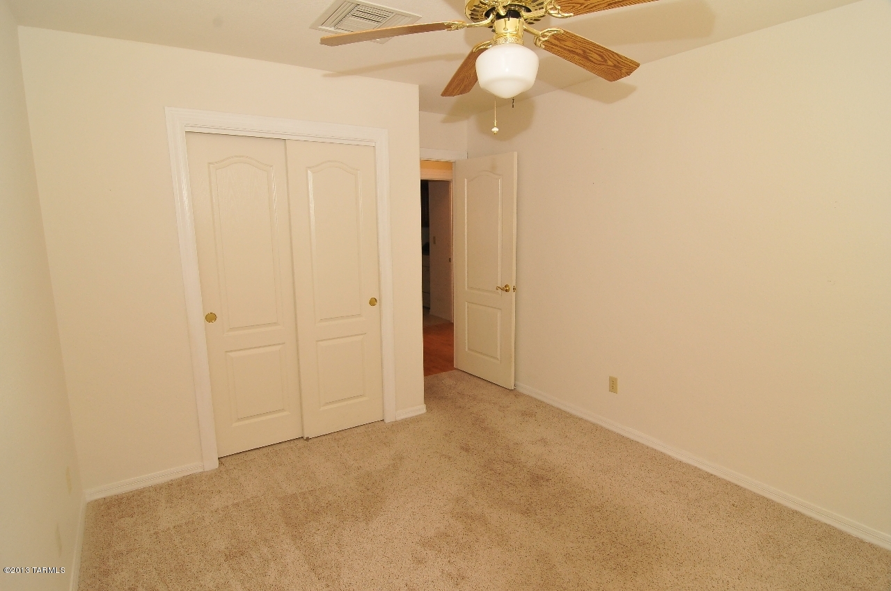 10925 N Saint Georges Loop