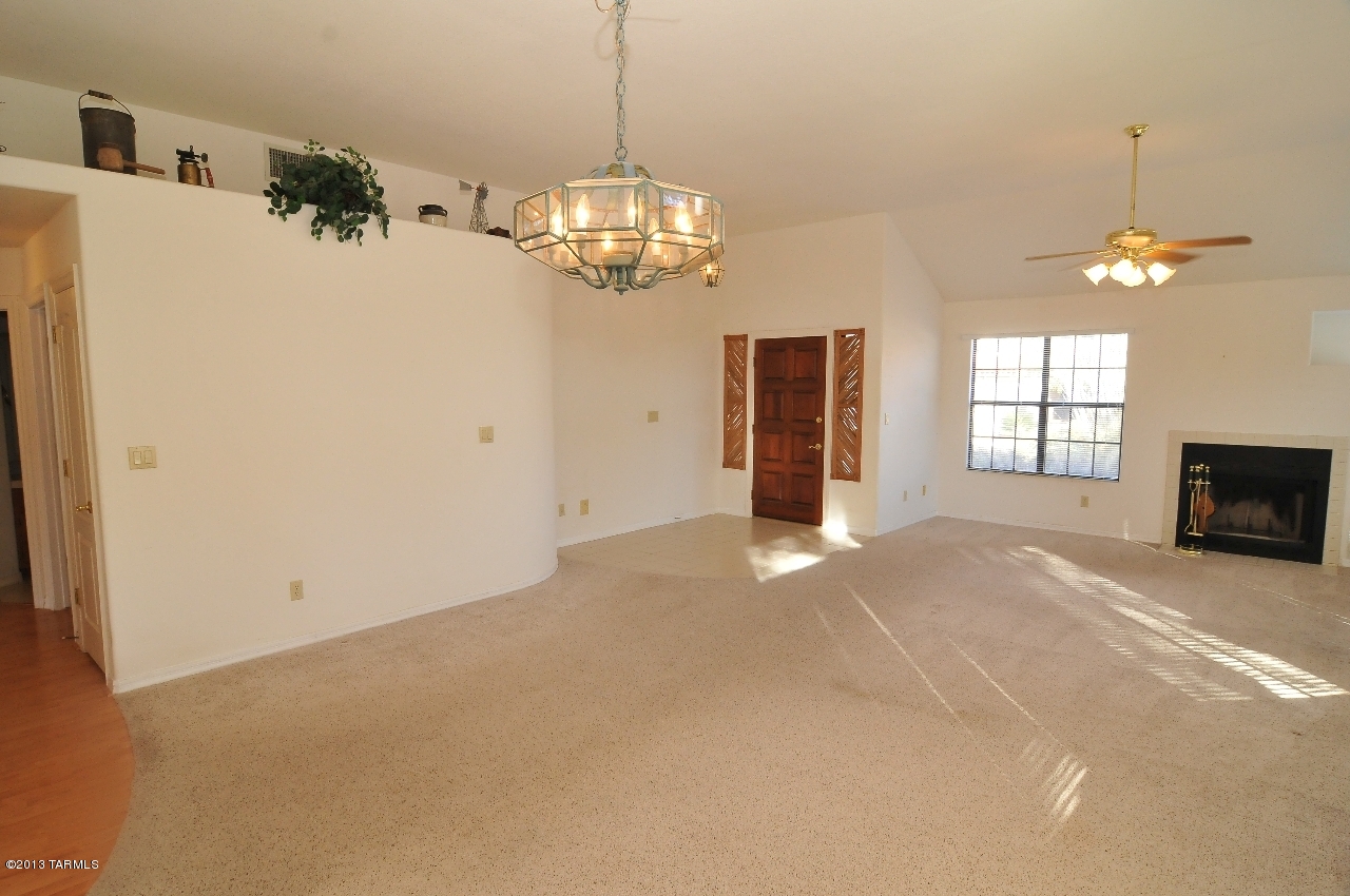 10925 N Saint Georges Loop