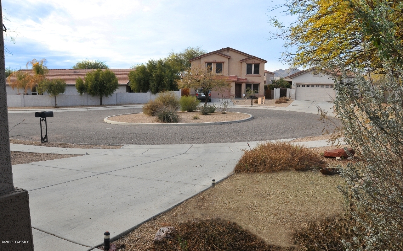 13121 N Tanner Robert Drive