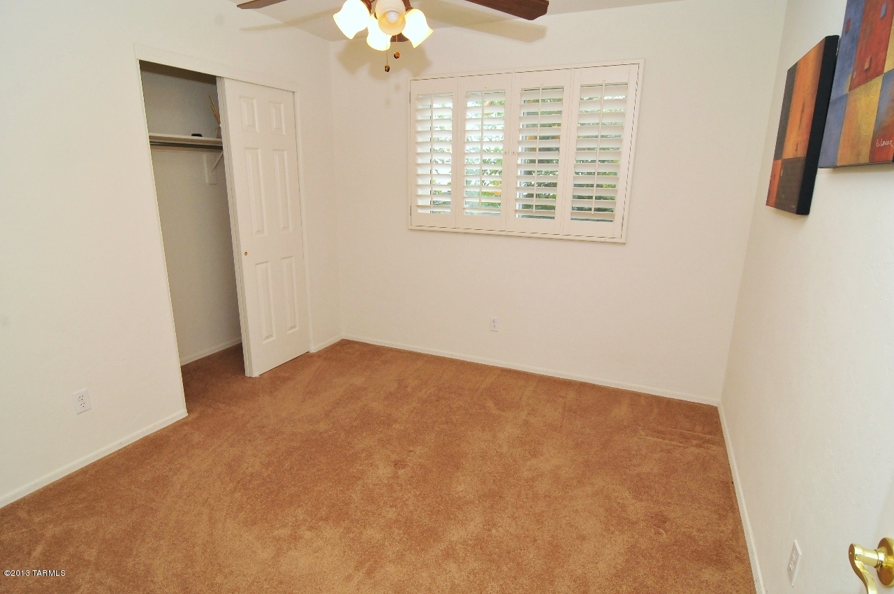 13121 N Tanner Robert Drive