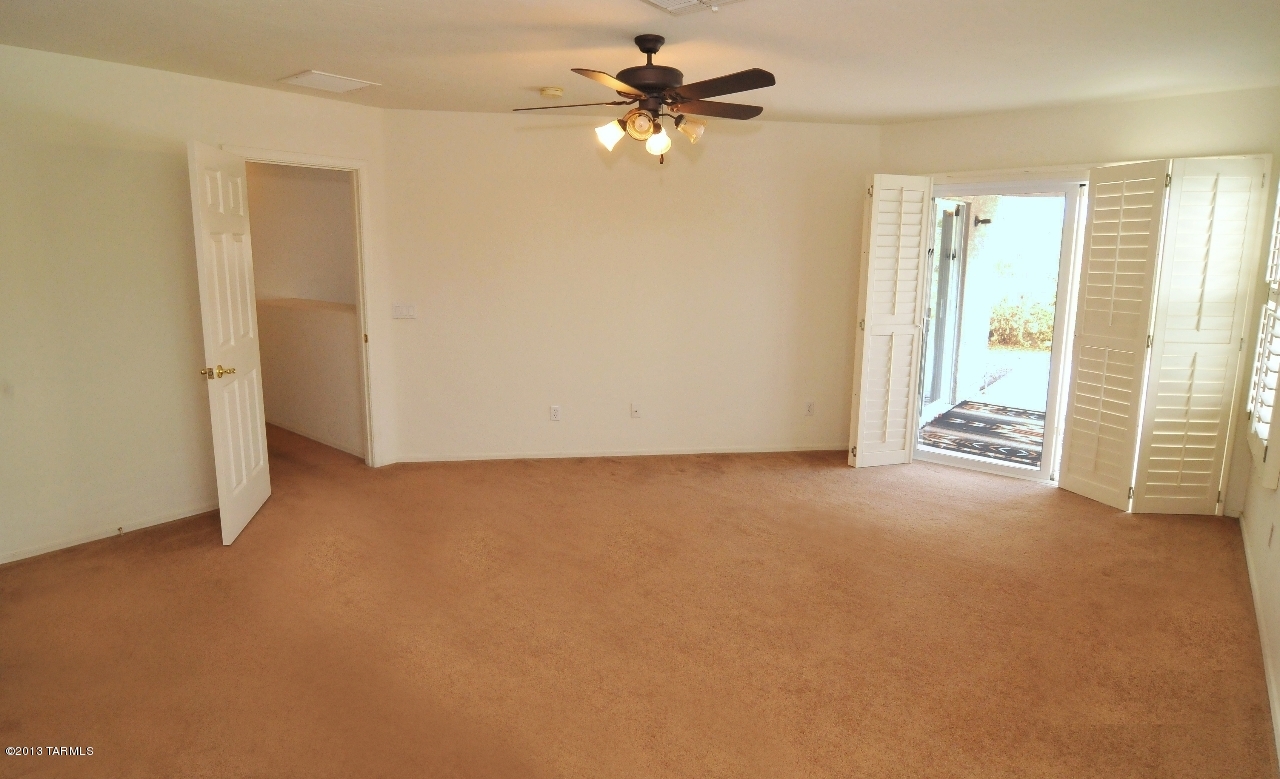 13121 N Tanner Robert Drive