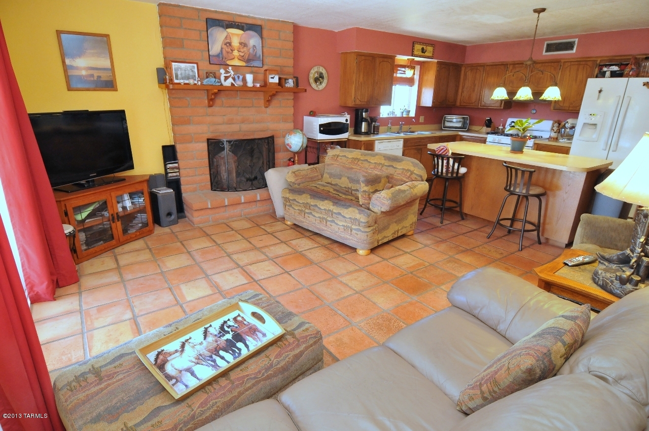 4501 N Tortolita Road