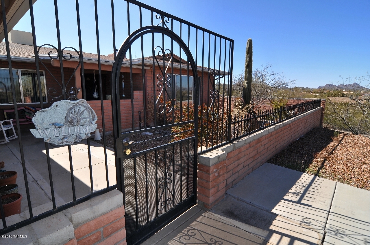 4501 N Tortolita Road