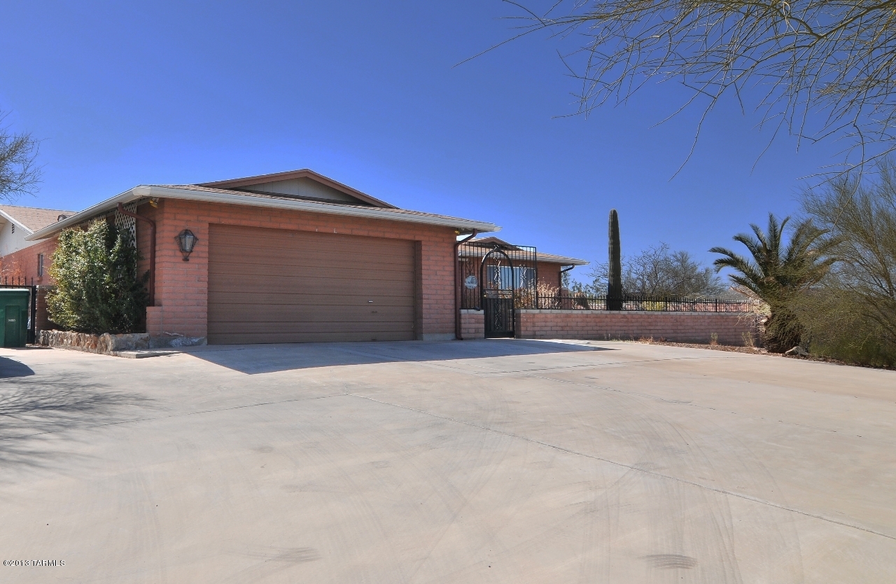 4501 N Tortolita Road