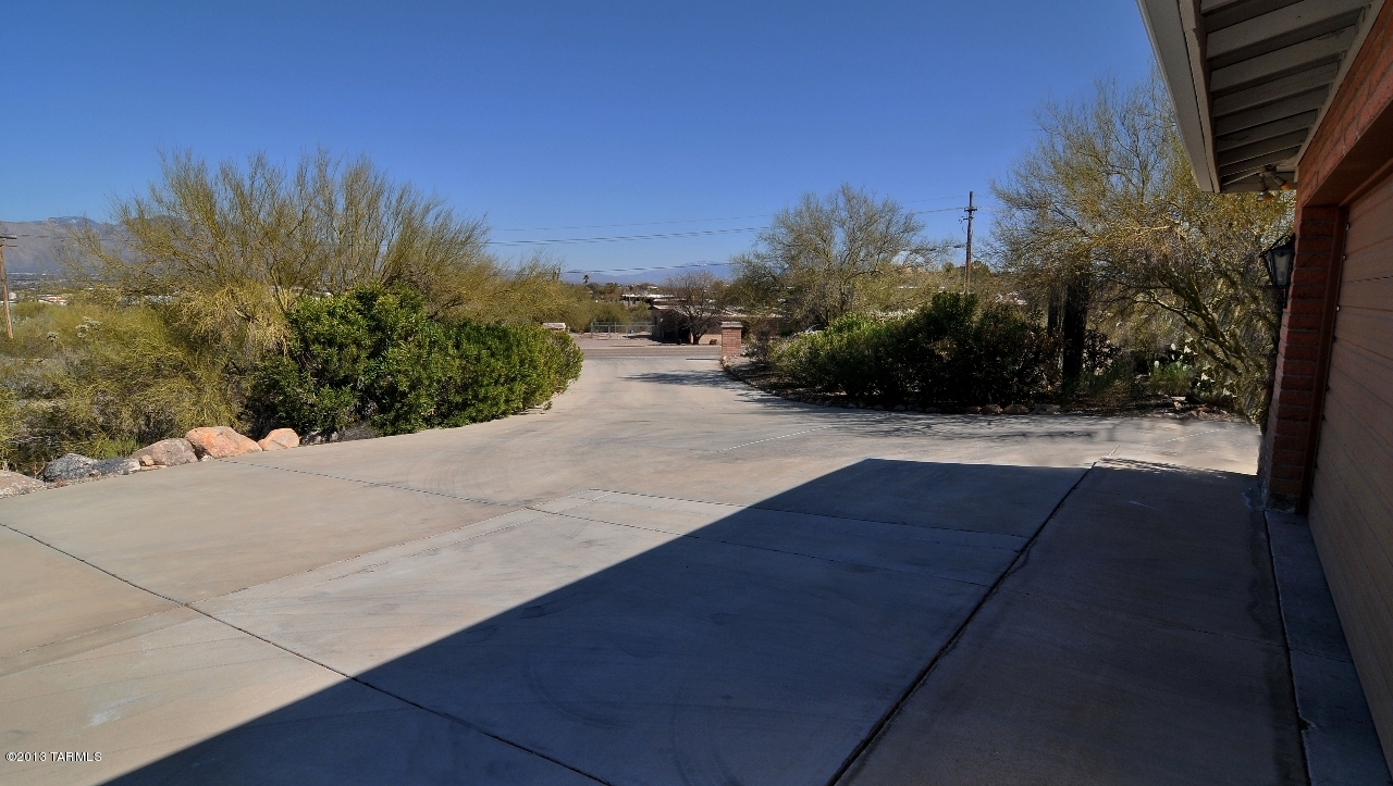 4501 N Tortolita Road