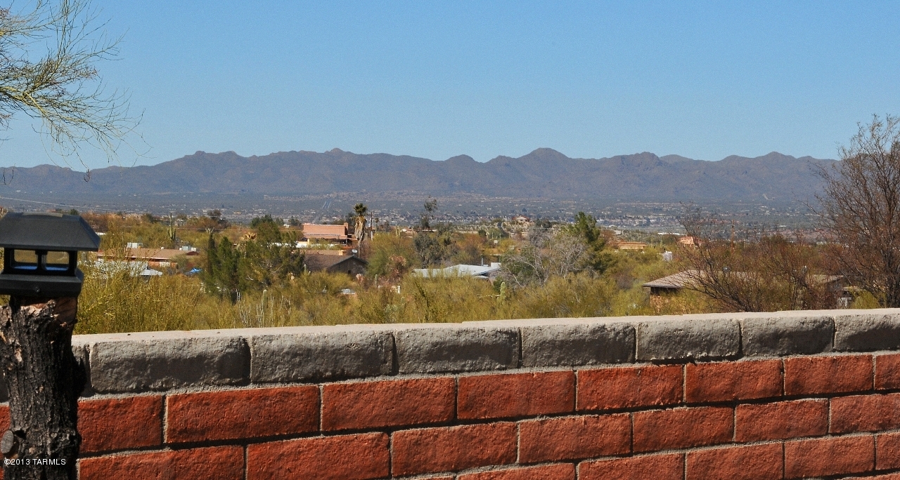 4501 N Tortolita Road